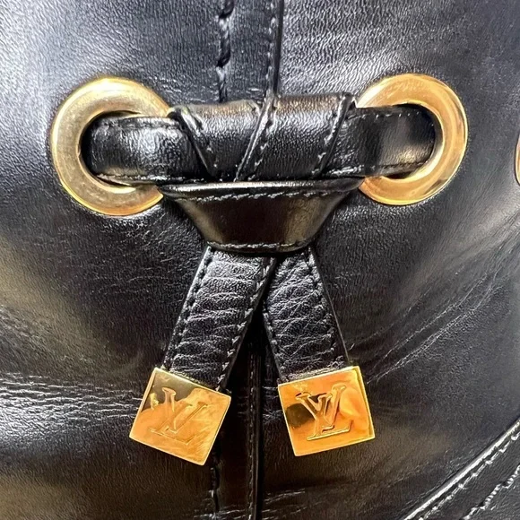 ❤️ LOUIS VUITTON🌷HOST PICK🌷LEATHER ANKLE BOOTS BLACK 6.5 (36.5) - Picture 12 of 16